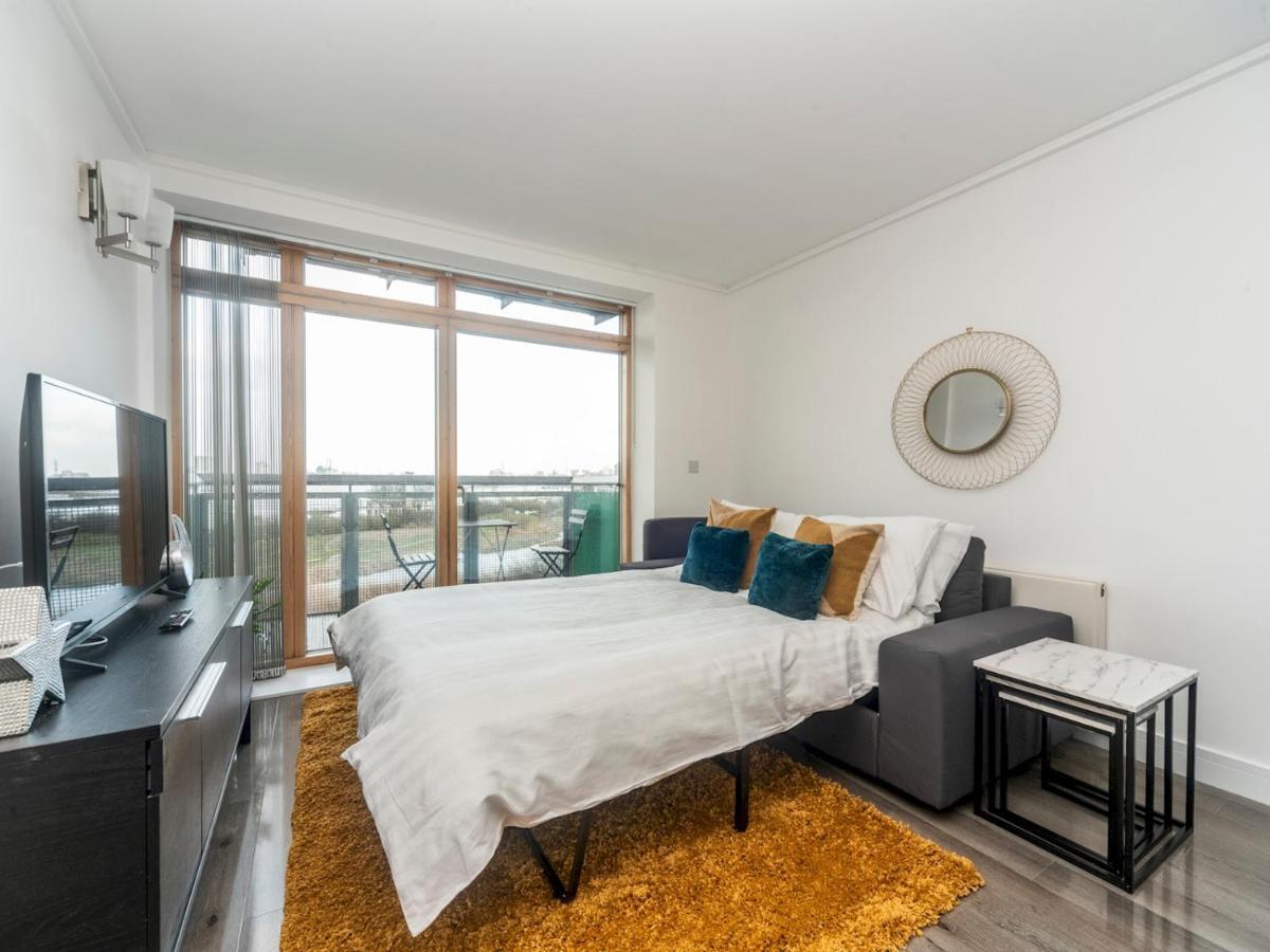 Pass The Keys Riverside Amazing Flat In London Close To The O2 エクステリア 写真