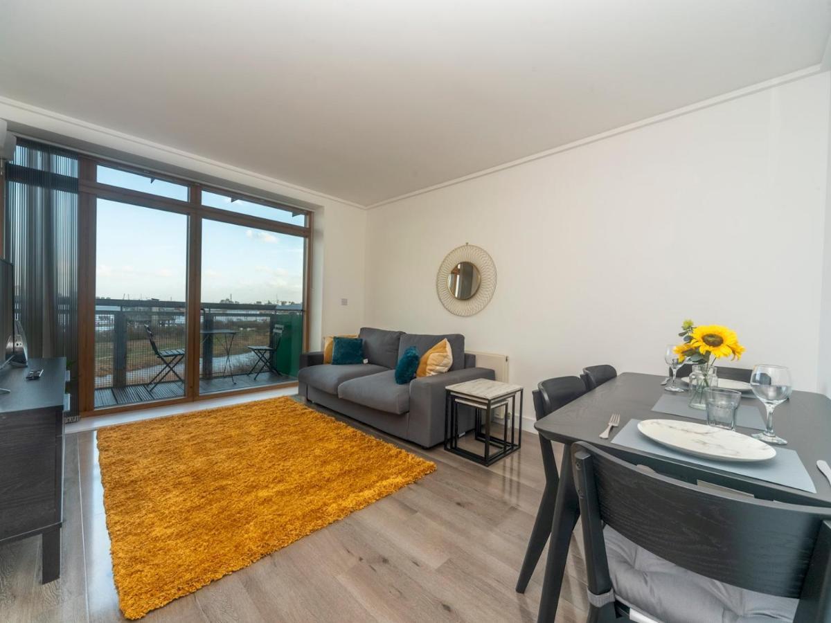 Pass The Keys Riverside Amazing Flat In London Close To The O2 エクステリア 写真